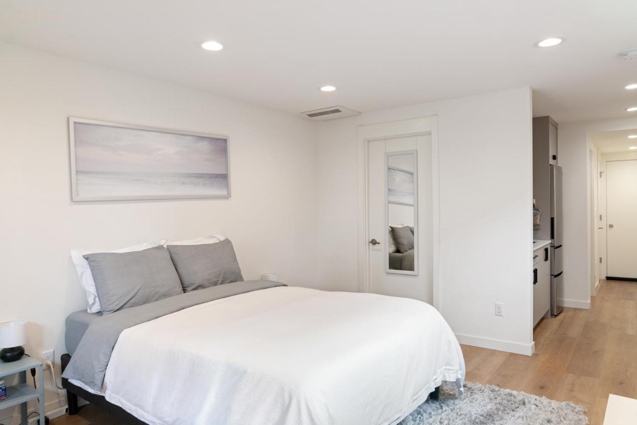 Modern Apartment Near Light Rail Seattle Exterior photo
